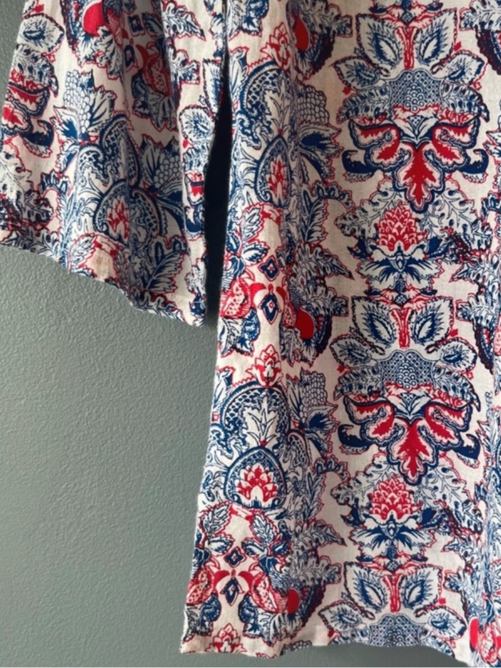 Roller Rabbit 100% Cotton 3/4 Sleeve Printed Top - Picture 4 of 7